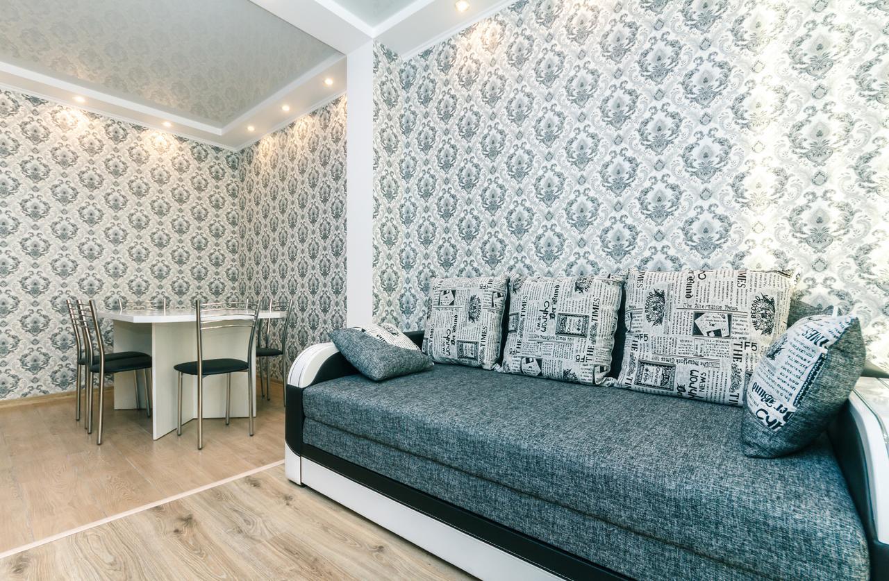 Flatrent Drahomanova 2A Apartman Kijev Kültér fotó